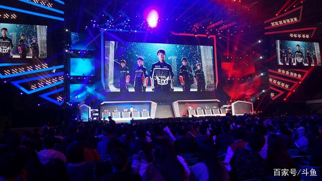 EDG俱乐部官方：下路选手 Leave 已离队