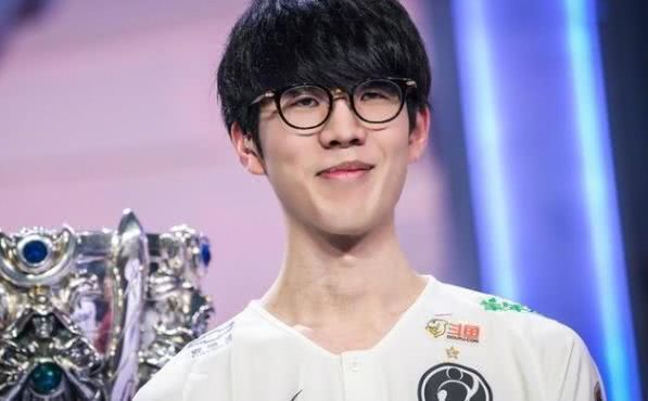 Riot Games 移除了 Bwipo 来自 2025 年全球总决赛剪辑