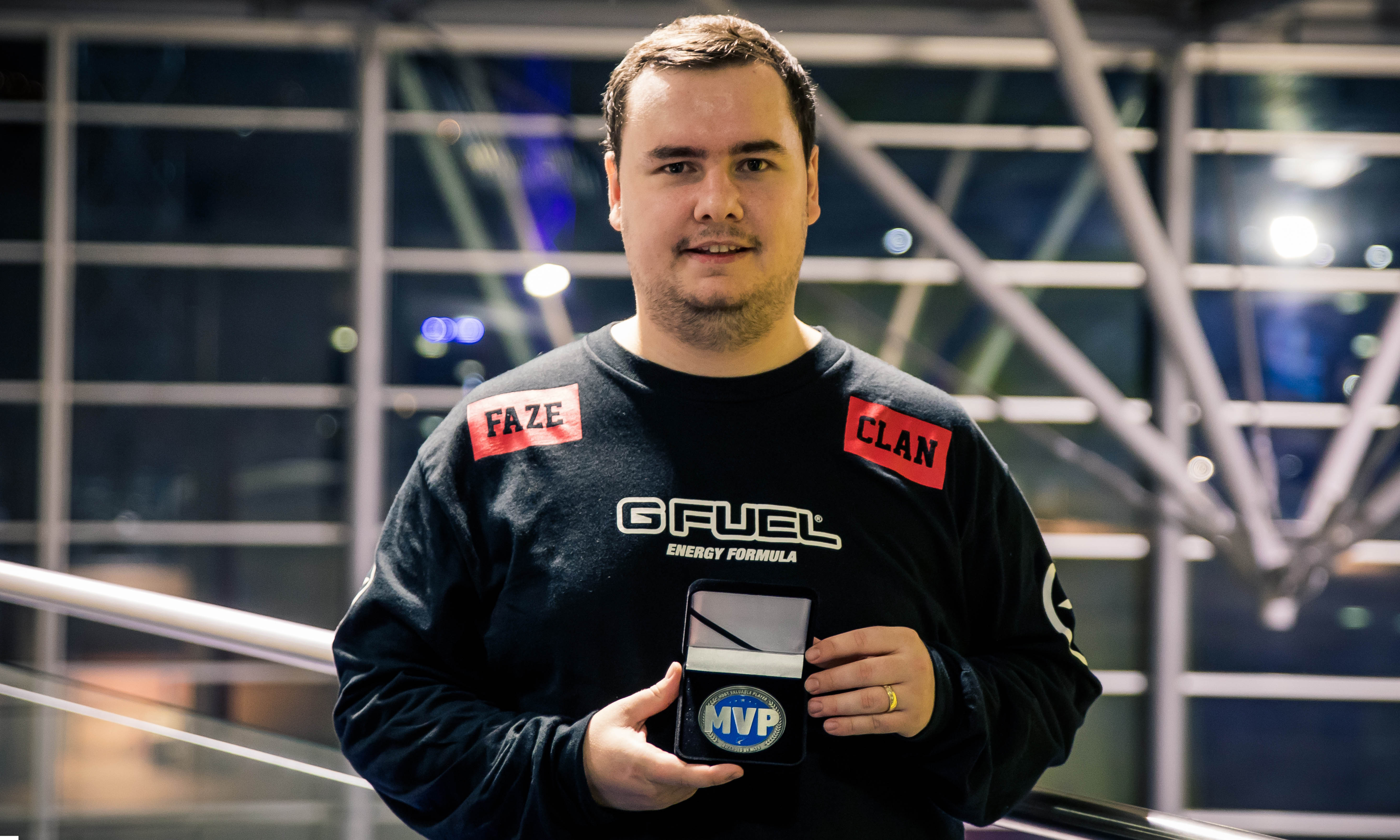 TES赛后群访：Xiye和Creme经常Solo帮助后者提升