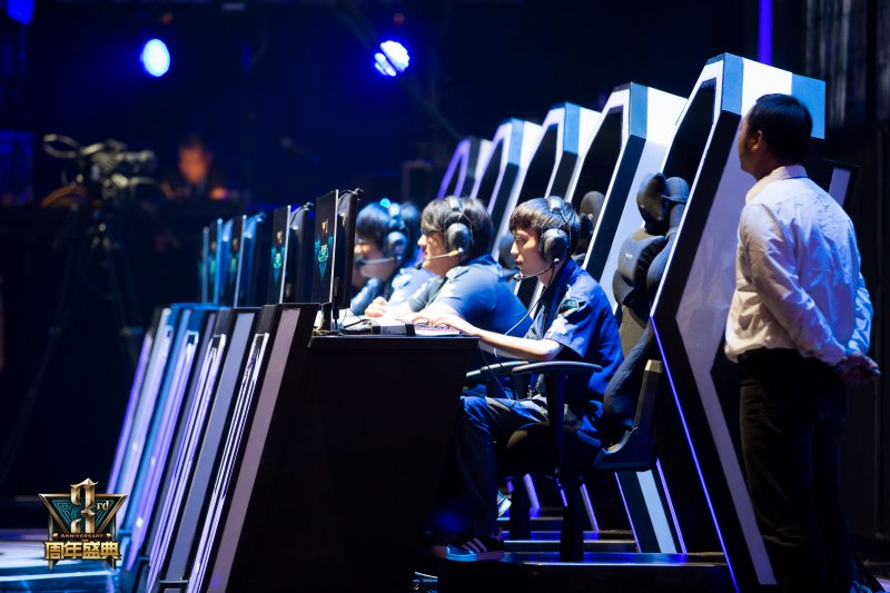 mzinho ： 我们就像一个大家庭，这种紧密的关系极大地提升了我们的表现