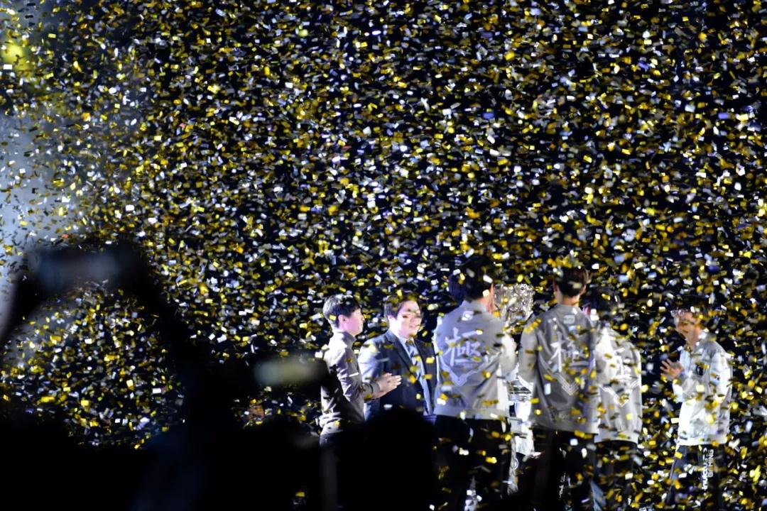 LEC新银河战舰！外媒曝Carzzy将在明年为Vitality效力