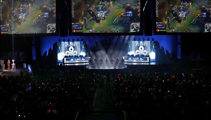 时隔2386天后GEN再度在国际赛事BO5击败LPL战队，改名后首次